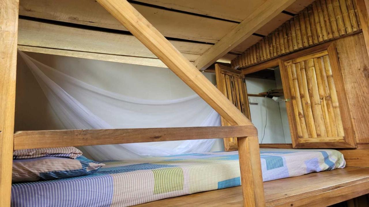 Roots Family Hostel Puerto Viejo de Talamanca Εξωτερικό φωτογραφία