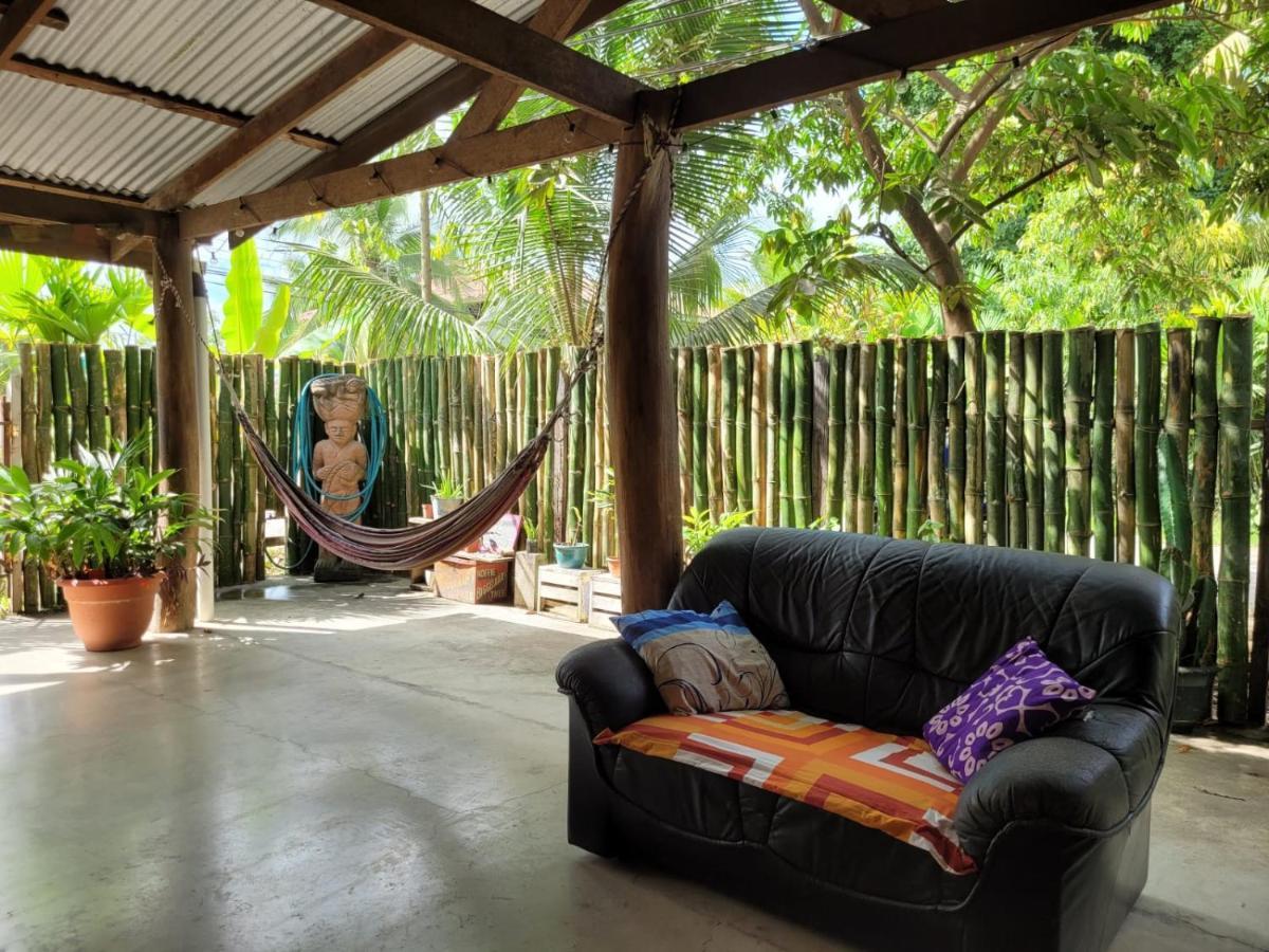Roots Family Hostel Puerto Viejo de Talamanca Εξωτερικό φωτογραφία